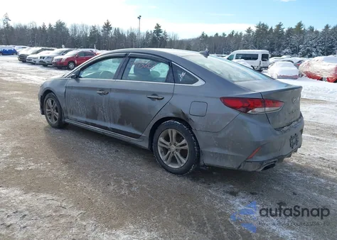 2018 Hyundai Sonata Sport z USA, uszkodzony, nr VIN 5NPE34AF9JH697079